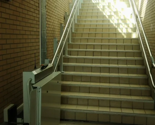 FAUTEUIL MONTE ESCALIERS ACORN A130 03150 VARENNES SUR ALLIER FAUTEUIL MONTE ESCALIERS ACORN A130 03150 VARENNES SUR ALLIER